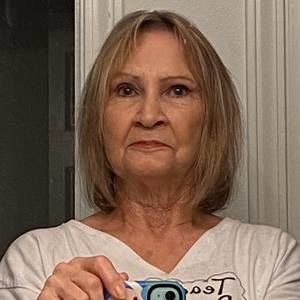 Meet your Posher, Roseanne